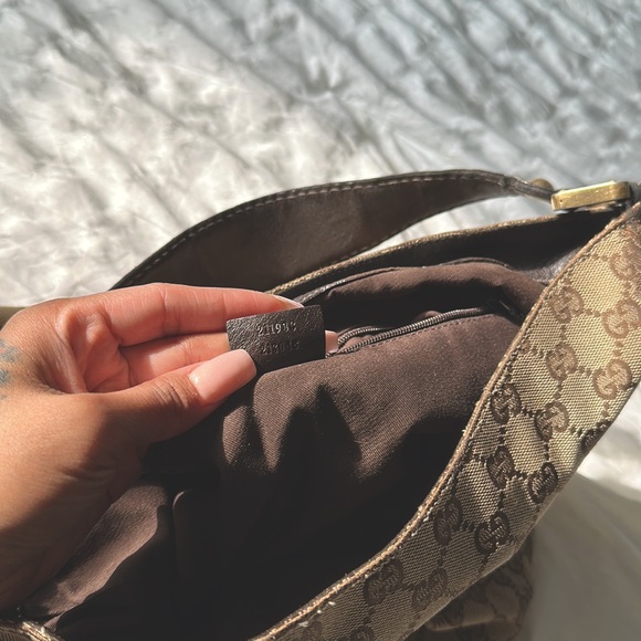 Authentic - Gucci large Hobo - Picture 4 of 4